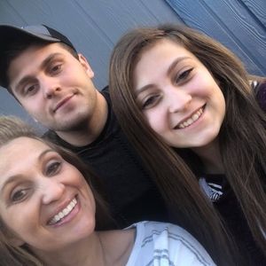 Meet your Posher, Charity